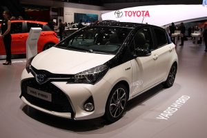 Toyota_Yaris_Hybrid 300x200