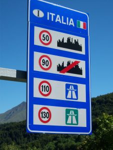 Limiti_generali_Italia_presso_Colle_di_Tenda 225x300