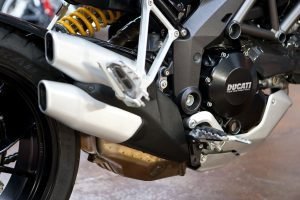 Ducati_Multistrada_1200S_dual_low profile_exhaust 300x200 300x200